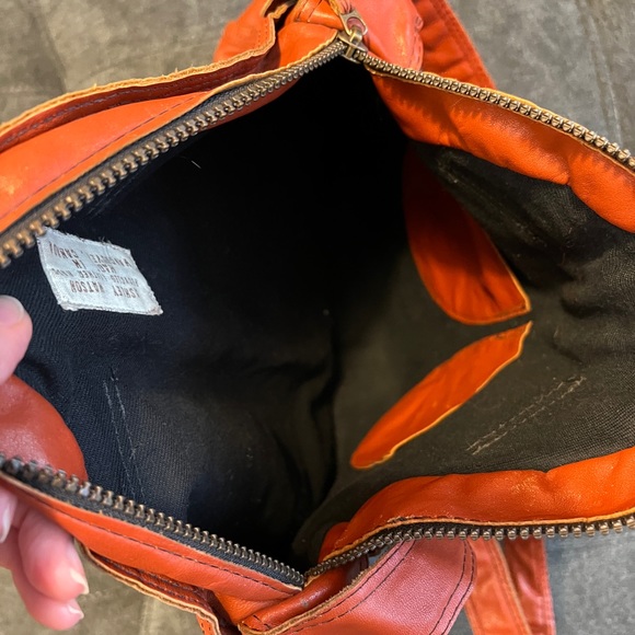 RARE: EUC Ashley Watson Plover Recycled Leather Convertible Crossbody Handbag - Picture 3 of 6